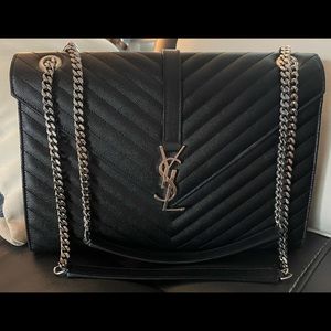 YSL Large Envelope bag in Mix Matelassé Grain De Poudre Embossed Leather.